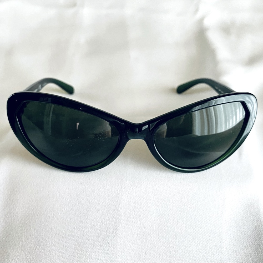 ⚡️SALE⚡️ Tory Burch 💚 dark green sunglasses 😎
